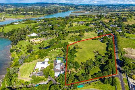 Photo of property in 247 Broomfields Road, Whitford, Howick, 2571