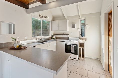 Photo of property in 19a Bahama Crescent, Paraparaumu Beach, Paraparaumu, 5032