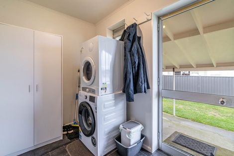 Photo of property in 99 Dunbeath Crescent, Kew, Invercargill, 9812