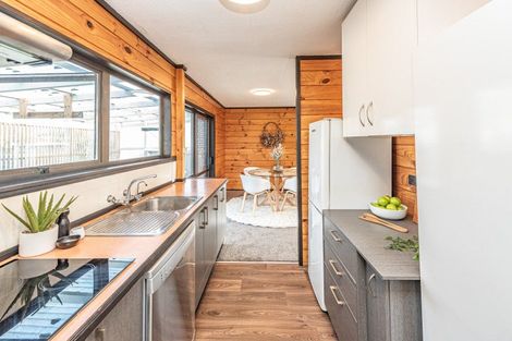 Photo of property in 29 Laird Street, Castlecliff, Whanganui, 4501