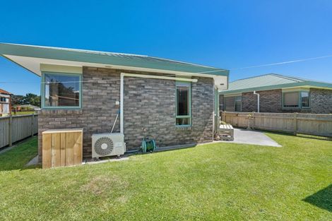 Photo of property in 13 Tasman Street, Opunake, 4616