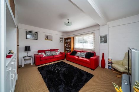 Photo of property in 79a Barrett Street, Westown, New Plymouth, 4310