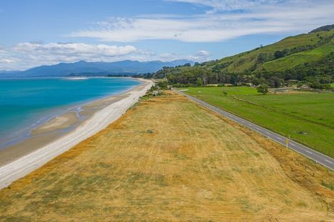 Photo of property in 1060 Collingwood-puponga Main Road, Pakawau, Collingwood, 7073