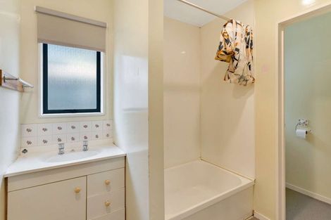 Photo of property in 9 Dennitt Street, New Brighton, Christchurch, 8083