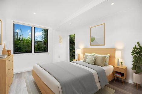 Photo of property in 44 Hogans Road, Glenfield, Auckland, 0629