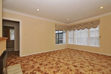 Photo of property in 16 Charles Street, Clouston Park, Upper Hutt, 5018