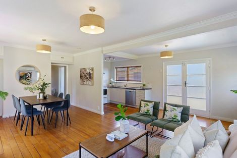 Photo of property in 41a Tiromoana Road, Raumati South, Paraparaumu, 5032