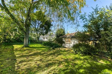 Photo of property in 5 Temuri Place, Glendene, Auckland, 0602