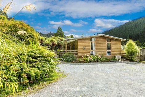 Photo of property in 2150 Akatarawa Road, Akatarawa Valley, Upper Hutt, 5372