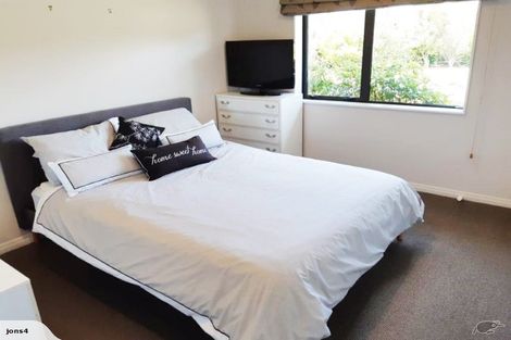 Photo of property in 124 Mt Taylor Drive, Feilding, 4775