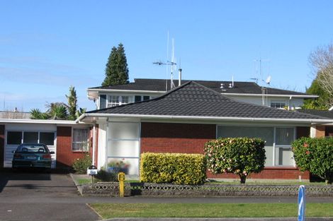 Photo of property in 102au1 Sandwich Road, St Andrews, Hamilton, 3200