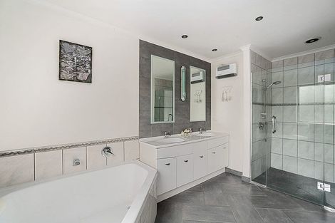 Photo of property in 21 Pisa Moorings Road, Mount Pisa, Cromwell, 9383