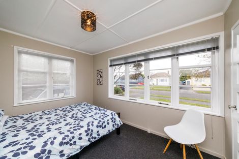 Photo of property in 15 Tyndall Street, Palmerston North, 4414