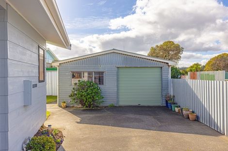 Photo of property in 8 Karyn Street, Castlecliff, Whanganui, 4501