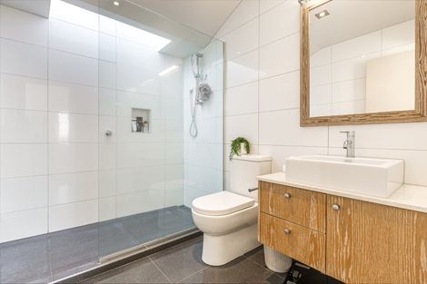 Photo of property in 36 Kawerau Avenue, Devonport, Auckland, 0624