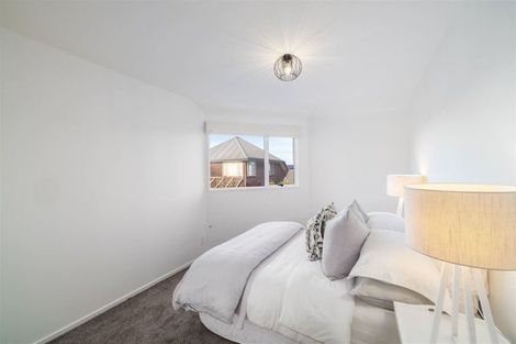 Photo of property in 2/212 Springfield Road, St Albans, Christchurch, 8014