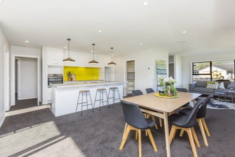 Photo of property in 22 Filmer Crescent, Wallaceville, Upper Hutt, 5018