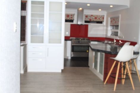 Photo of property in 55 Hungerford Road, Houghton Bay, Wellington, 6023