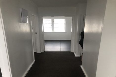 Photo of property in 7 Kotuku Street, Te Atatu Peninsula, Auckland, 0610