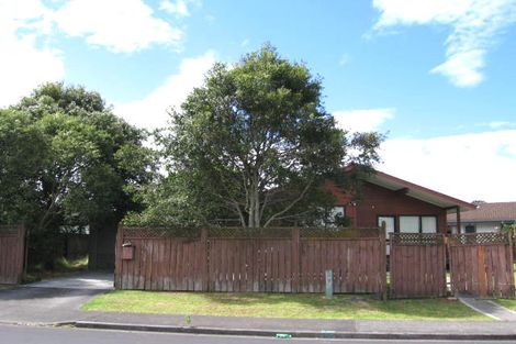 Photo of property in 1 Cabello Place, Unsworth Heights, Auckland, 0632