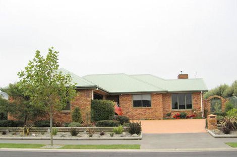 Photo of property in 102 Rolleston Drive, Rolleston, 7614