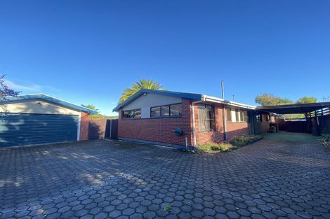 Photo of property in 1 Ribbonwood Place, Hillsborough, Christchurch, 8022
