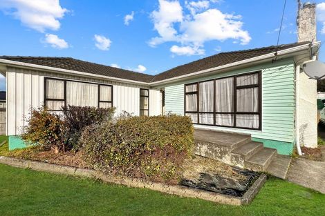 Photo of property in 27 Wainuiomata Road, Wainuiomata, Lower Hutt, 5014