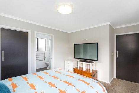 Photo of property in 63b Royal Crescent, Saint Kilda, Dunedin, 9012