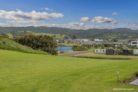 Photo of property in 16 Ian Hopper Way, Pauanui, 3579