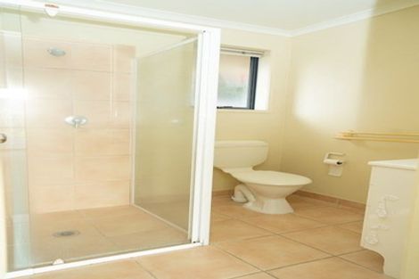 Photo of property in 22 Greig Place, Pukekohe, 2120