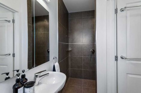 Photo of property in 2 Lewisham Park, St Albans, Christchurch, 8052