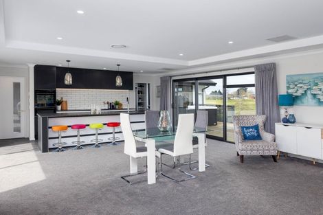 Photo of property in 8 Te Haunui Lane, Pegasus, 7612