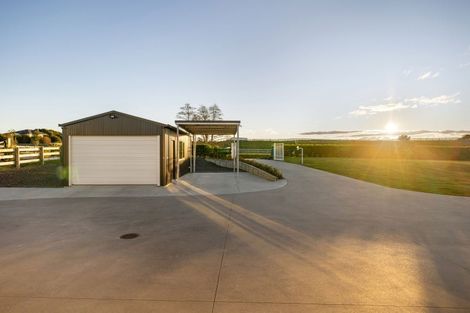 Photo of property in 10 Betty May Drive, Pyes Pa, Tauranga, 3173