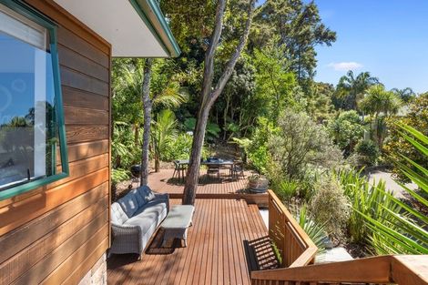 Photo of property in 47 Emlyn Place, Torbay, Auckland, 0630