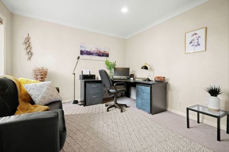 Photo of property in 9 Napa Court, Shamrock Park, Auckland, 2016