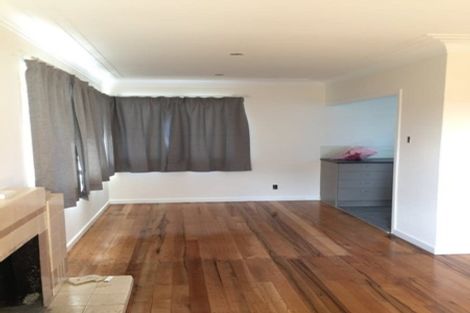 Photo of property in 1/60 Racecourse Road, Waiuku, 2123