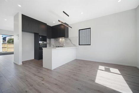 Photo of property in 127 Walters Road, Papakura, Takanini, 2110