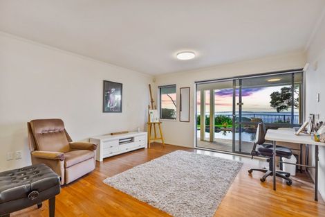 Photo of property in 30 Cliff Road, Torbay, Auckland, 0630
