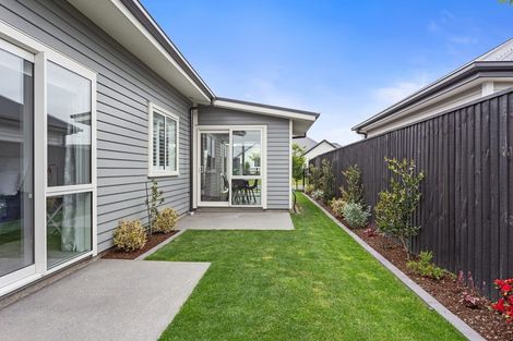 Photo of property in 9 Pembrook Close, Rangiora, 7400