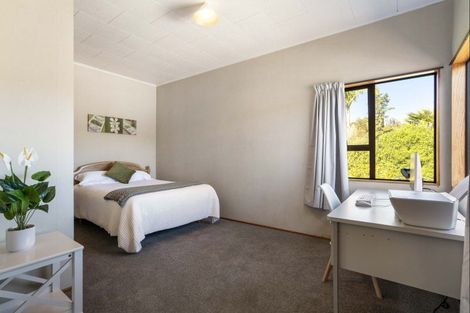 Photo of property in 100 Tobie Place, Whangamata, 3620