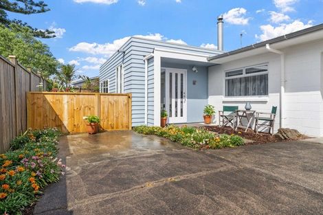 Photo of property in 64b Muir Avenue, Mangere Bridge, Auckland, 2022