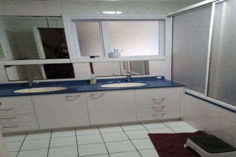 Photo of property in 4 Arthur Place, Opaheke, Papakura, 2113