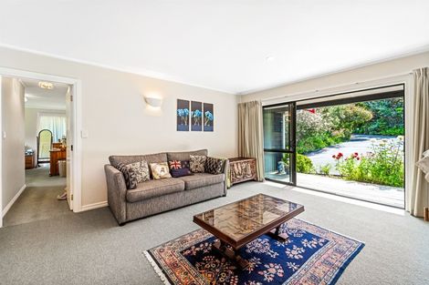 Photo of property in 12 Hobbs Road, Matakatia, Whangaparaoa, 0930