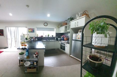 Photo of property in 108 San Marino Drive West, Henderson, Auckland, 0612