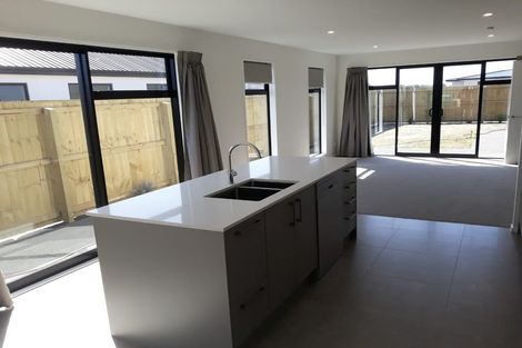 Photo of property in 10 Perendale Street, Belfast, Christchurch, 8051