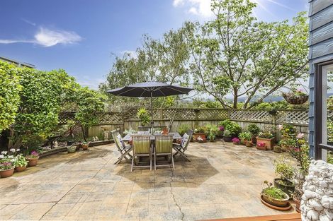 Photo of property in 1 Sailmaker Close, Whitby, Porirua, 5024