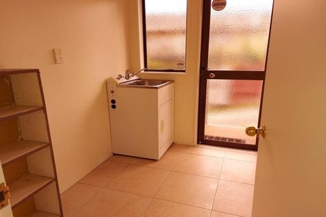 Photo of property in 59 Vintage Drive, Henderson, Auckland, 0612