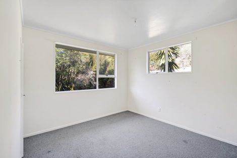 Photo of property in 5d Bromley Place, Westown, New Plymouth, 4310