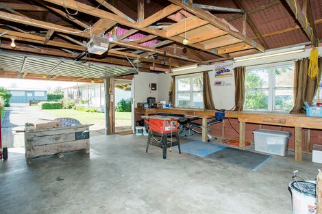 Photo of property in 151 Onslow Road, Patutahi, Gisborne, 4072