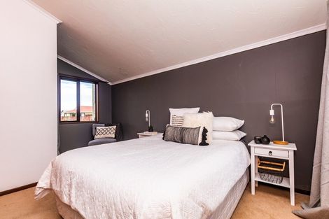 Photo of property in 68 Durham Street, Winton, 9720